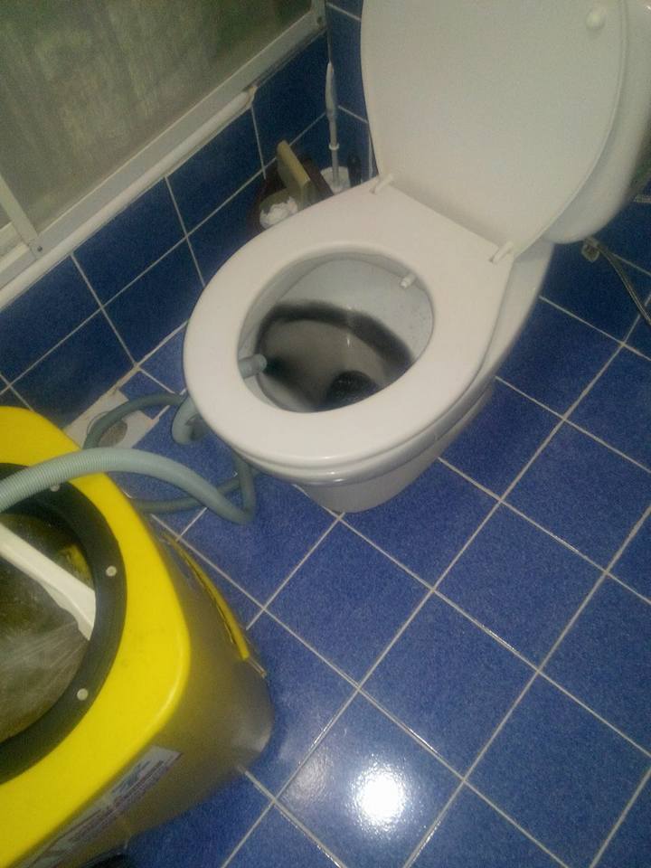 Robotlu klozet tıkanıklık açma